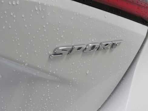 Used 2023 Honda Civic Sport image 27