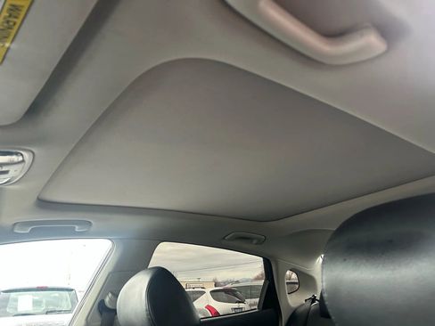 Used 2019 Kia Optima S w/ S Panoramic Sunroof Package image 16