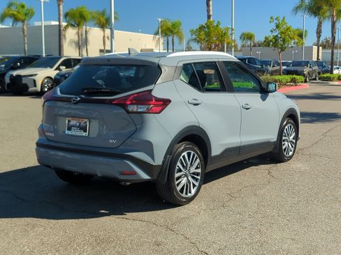 Used 2024 Nissan Kicks SV image 10