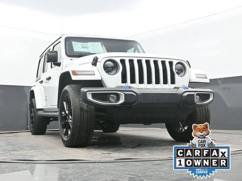 Used 2023 Jeep Wrangler Unlimited Sahara w/ Cold Weather Group image 63