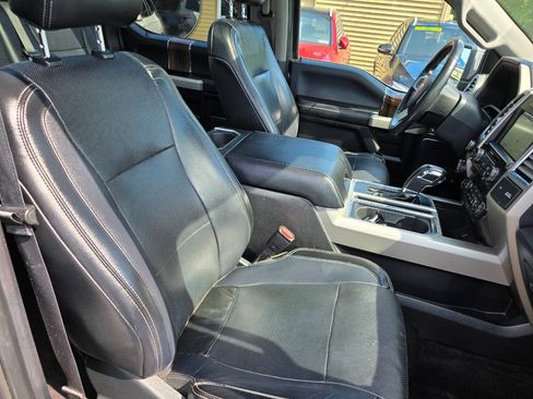 Used 2016 Ford F150 Lariat AWD/4WD image 38
