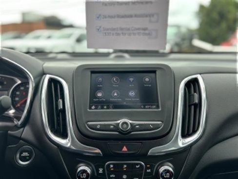 Used 2020 Chevrolet Equinox LT w/ Driver Convenience Package image 68