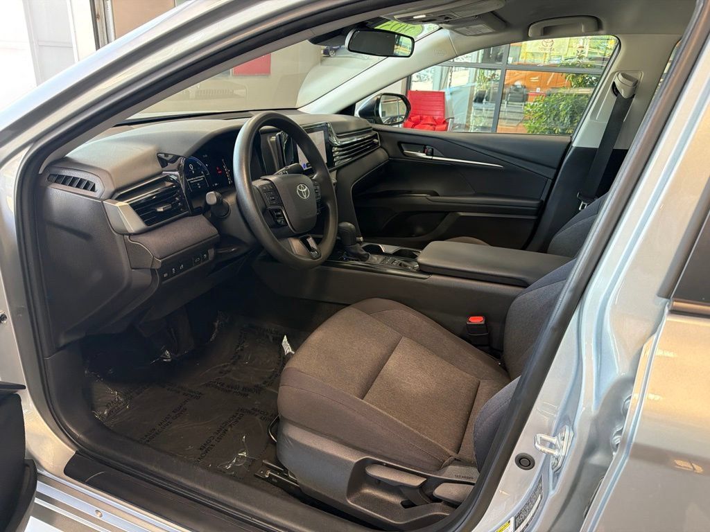 Certified 2025 Toyota Camry LE FWD image 9