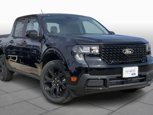 New 2025 Ford Maverick XLT w/ XLT Luxury Package image 2