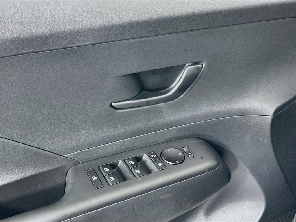 New 2027 Hyundai Kona SEL Sport FWD image 18