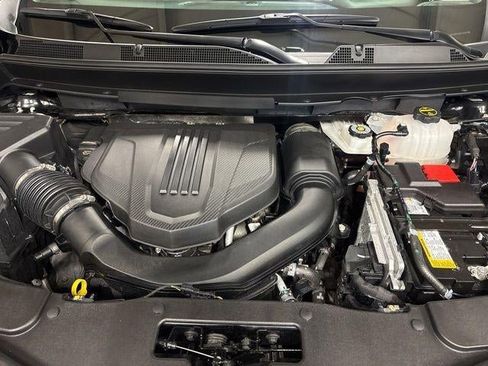 Used 2025 GMC Acadia Elevation image 30