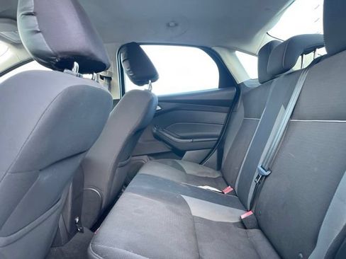Used 2013 Ford Focus SE FWD image 11