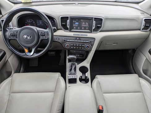 Used 2017 Kia Sportage EX FWD image 11