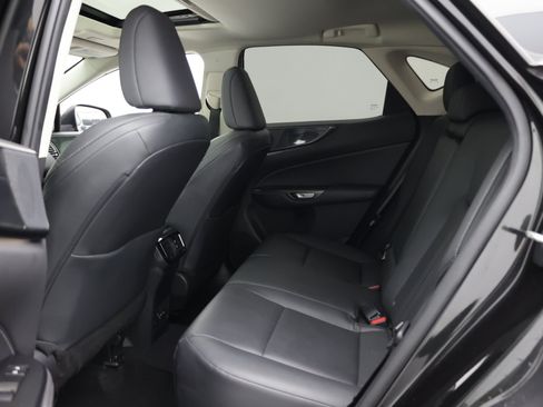 Used 2025 Lexus NX 250 FWD w/ Towing Package (2000 Lbs) image 31