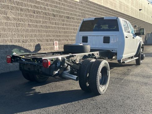 New 2026 RAM 4500 4x4 Crew Cab DRW image 6