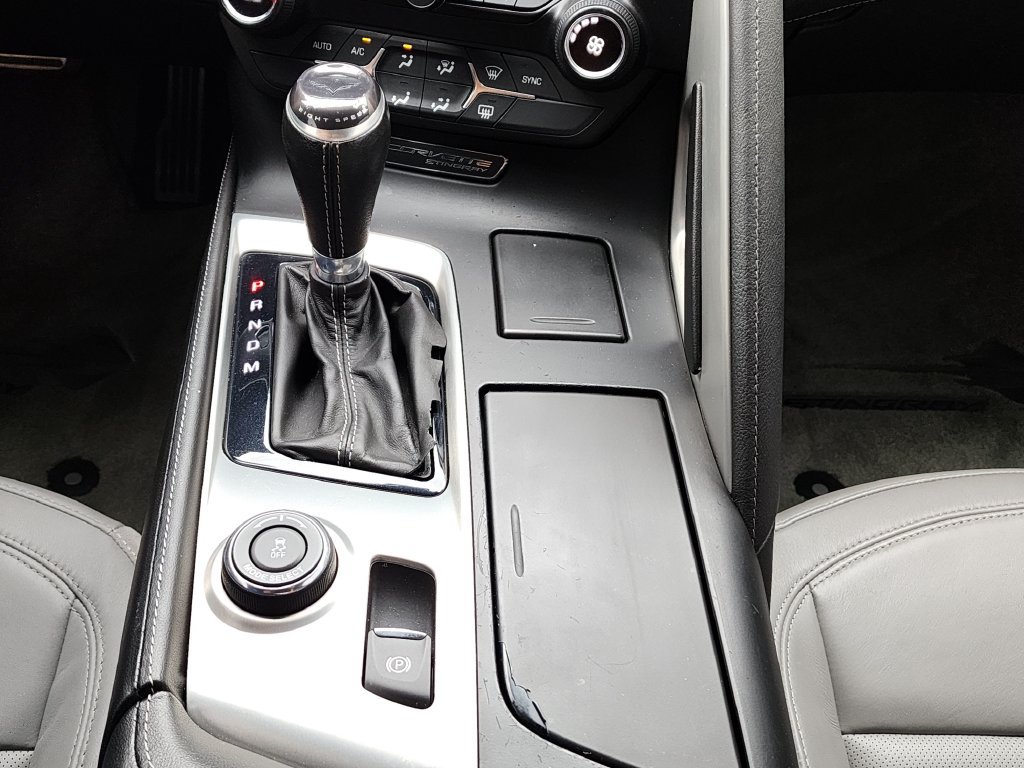 Used 2015 Chevrolet Corvette Stingray Coupe RWD image 20