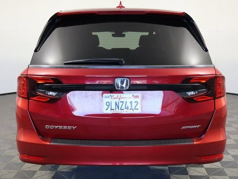 Used 2024 Honda Odyssey Sport image 5