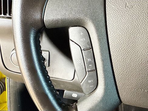 Used 2023 Chevrolet Express 2500 Work Van w/ Driver Convenience Package image 14