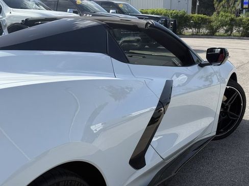 Used 2023 Chevrolet Corvette Stingray Convertible w/ 1LT RWD image 9