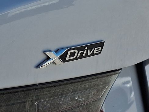 New 2026 BMW 330i xDrive Sedan w/ M Sport Package AWD/4WD image 19
