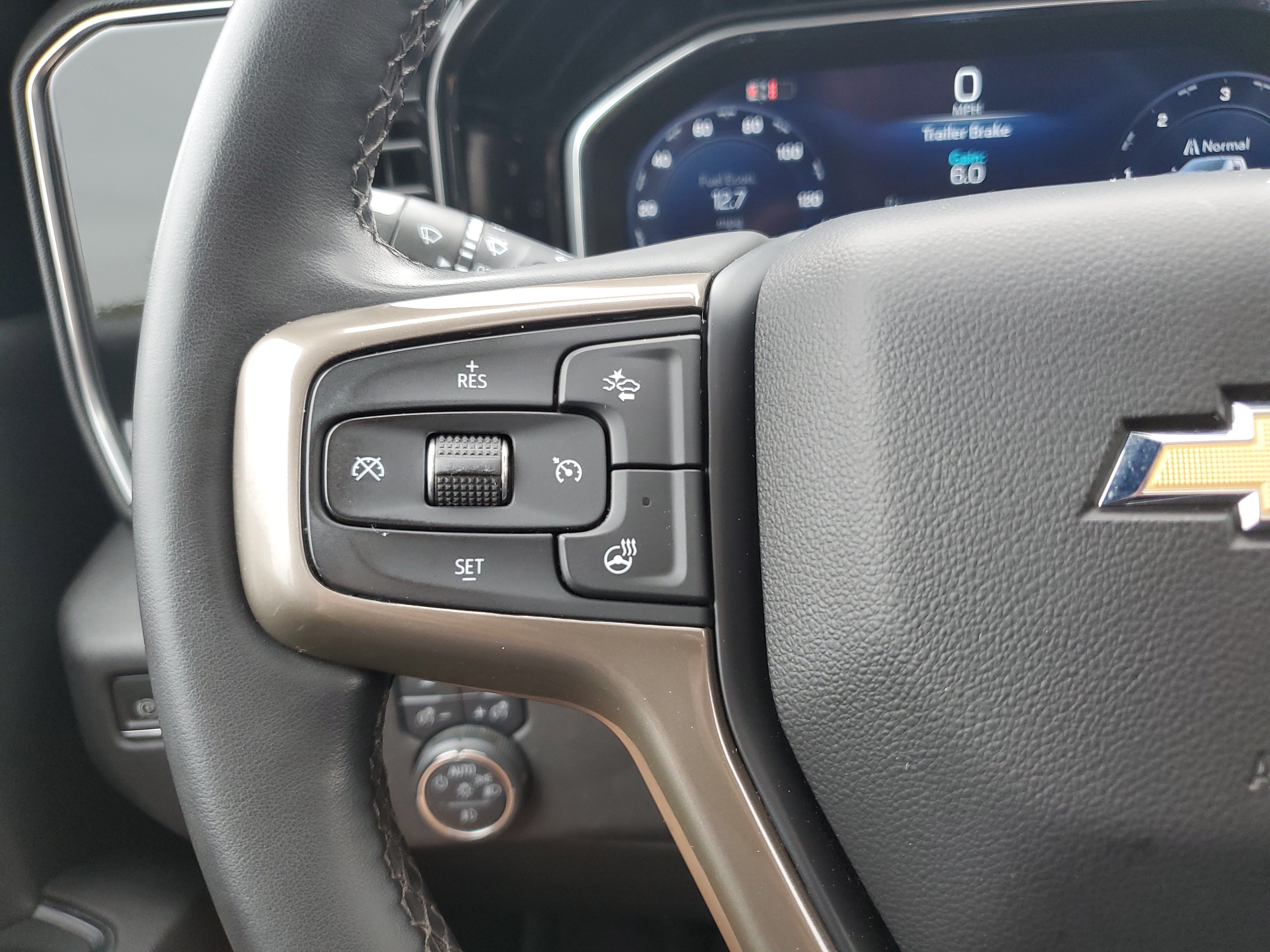Used 2024 Chevrolet Silverado 2500 High Country w/ Technology Package AWD/4WD image 22