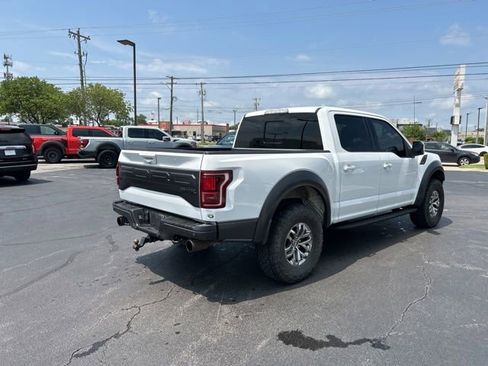 Used 2018 Ford F150 Raptor w/ Equipment Group 802A Luxury AWD/4WD image 6