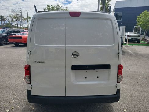 Used 2019 Nissan NV200 S image 7