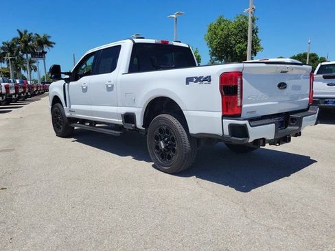 Certified 2024 Ford F250 Lariat w/ Lariat Ultimate Package AWD/4WD image 4