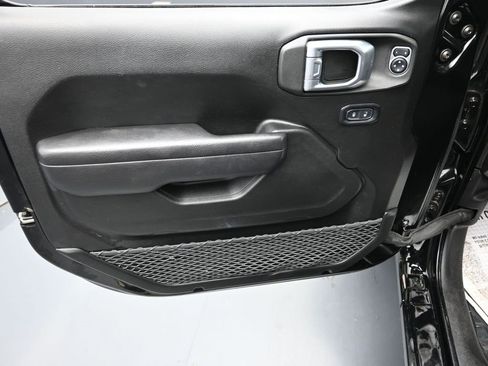 Certified 2022 Jeep Wrangler Unlimited Sport image 9