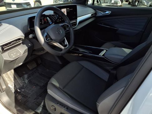 Used 2024 Volkswagen ID.4 S image 13