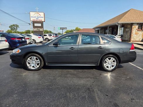 Used 2016 Chevrolet Impala LT FWD image 3