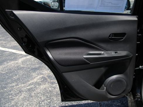 Certified 2025 Nissan Kicks Play S FWD image 22