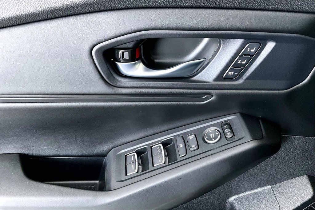 Used 2024 Honda Accord EX-L image 31