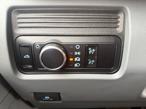 Used 2024 Ford F250 XL AWD/4WD image 18