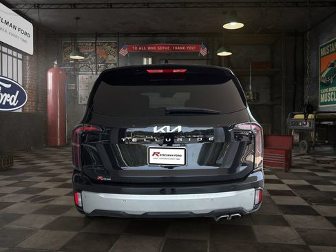 Used 2024 Kia Telluride SX FWD image 5