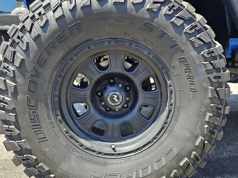 Used 2012 Jeep Wrangler Rubicon w/ PWR Convenience Group AWD/4WD image 14