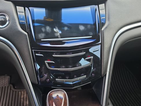 Used 2015 Cadillac XTS Luxury FWD image 9