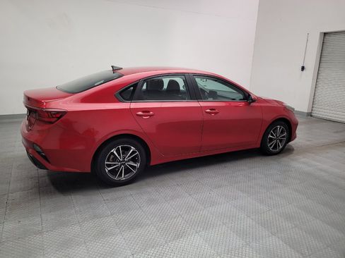 Used 2022 Kia Forte LXS FWD image 10