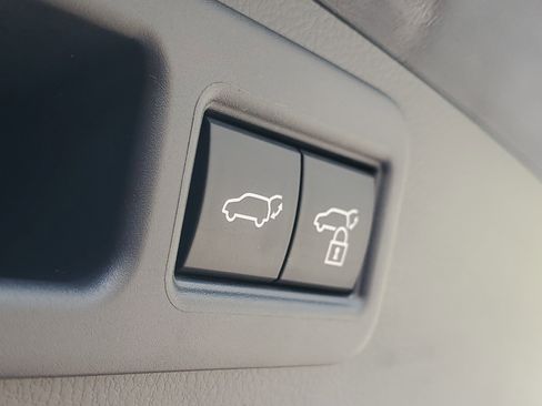 Used 2025 Lexus RX 350 Premium w/ Accessory Package (Z1) image 9