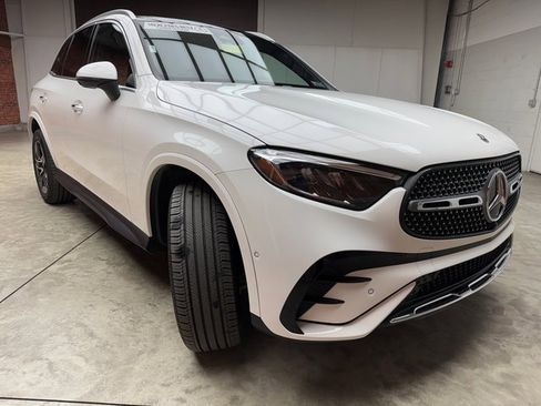 Certified 2024 Mercedes-Benz GLC 300 4MATIC image 7