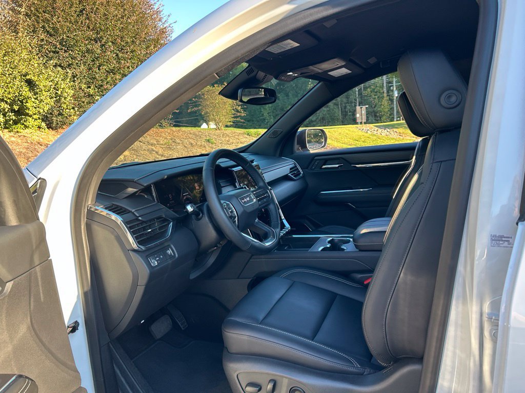 Used 2024 GMC Acadia Elevation FWD image 35