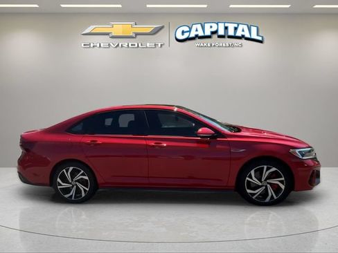 Used 2023 Volkswagen Jetta GLI Autobahn FWD image 6