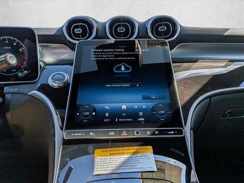 New 2026 Mercedes-Benz GLC 300 image 11