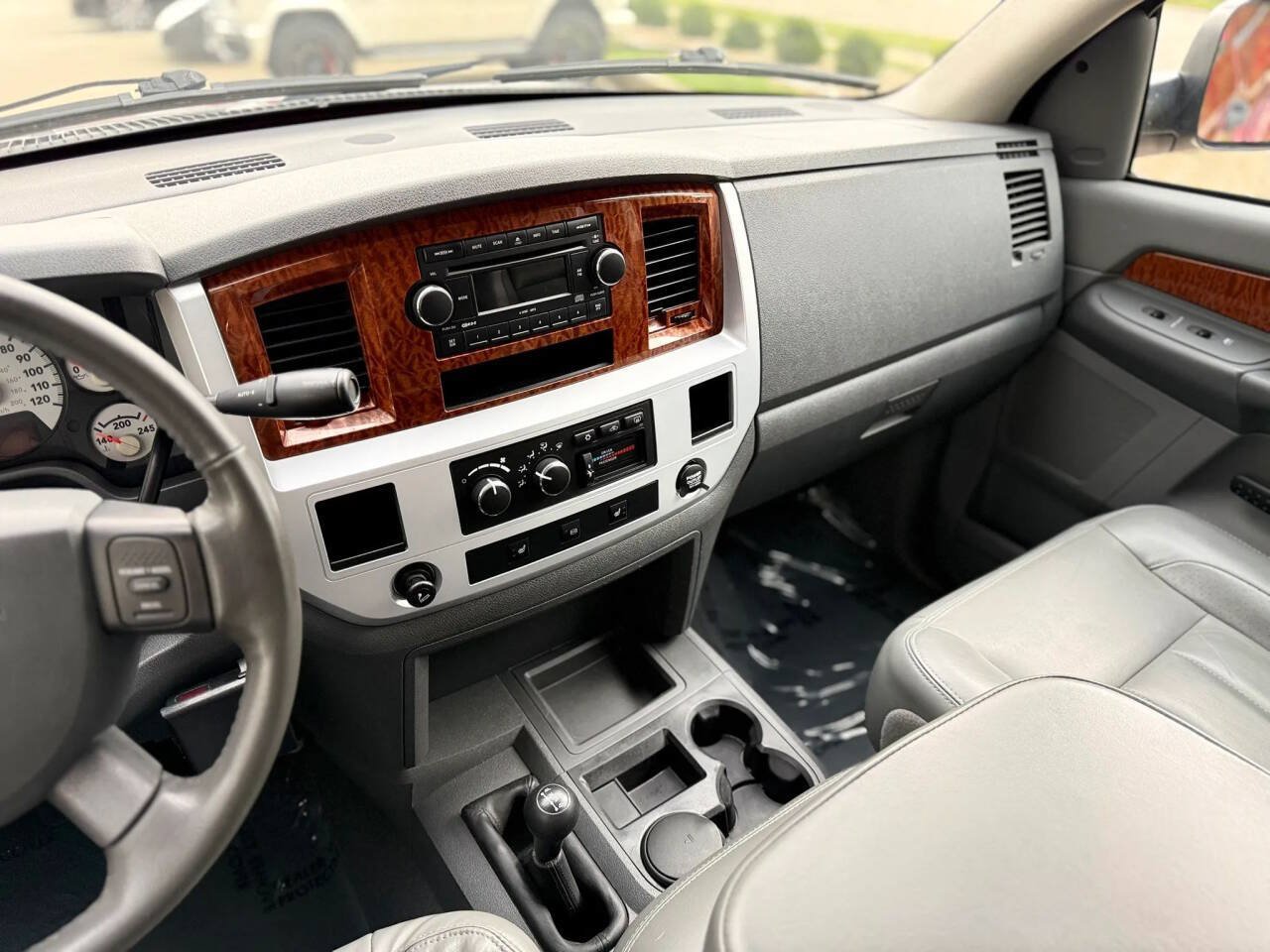 Used 2007 Dodge Ram 2500 Truck Laramie w/ Trailer Tow Group AWD/4WD image 17