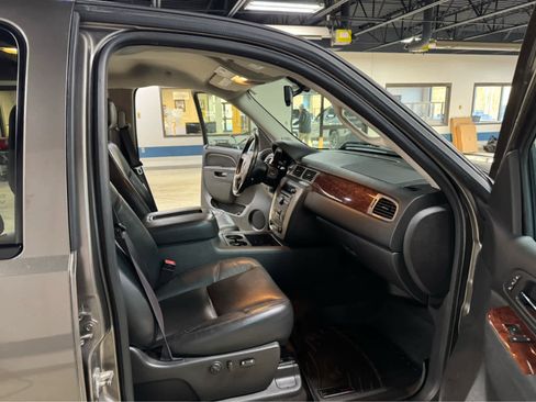 Used 2013 GMC Sierra 1500 SLT w/ SLT Convenience Package image 11