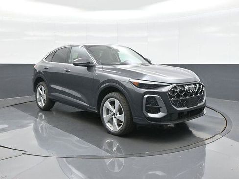 New 2026 Audi Q5 Premium Plus AWD/4WD image 1