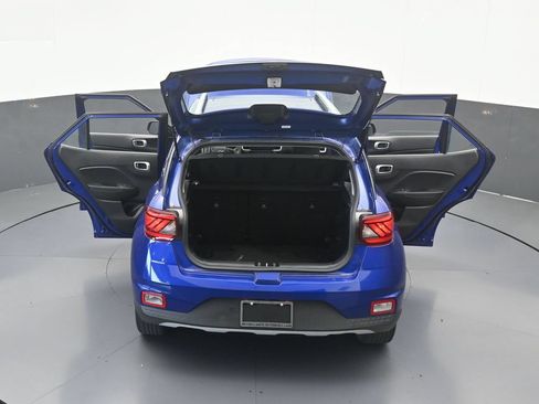 Used 2022 Hyundai Venue SEL FWD image 60