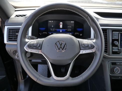 Certified 2023 Volkswagen Atlas Cross Sport SE image 27