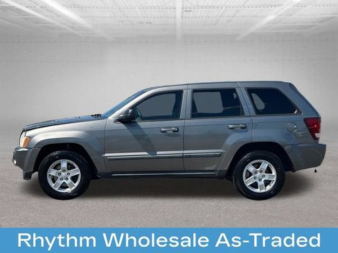 Used 2007 Jeep Grand Cherokee Laredo RWD image 5