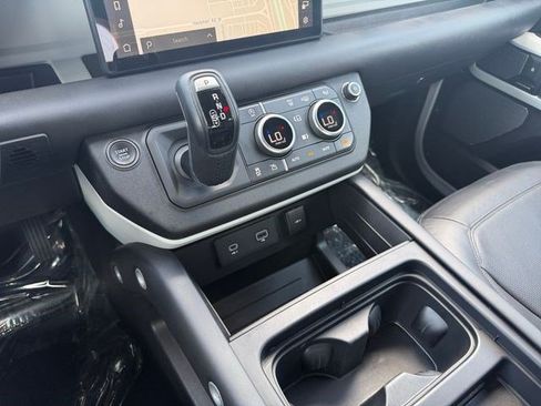 Used 2023 Land Rover Defender 110 S AWD/4WD image 24