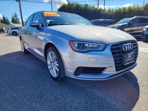 Used 2015 Audi A3 TDI Premium w/ Cold Weather Package FWD image 4