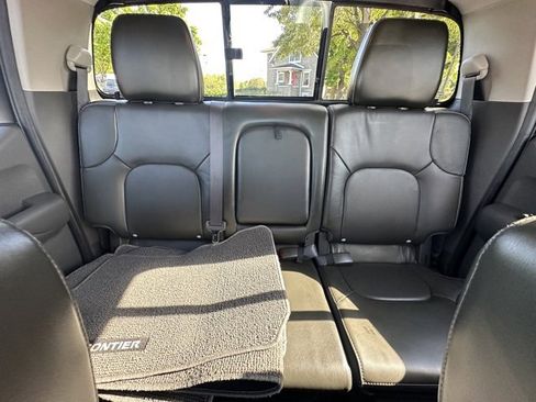 Certified 2020 Nissan Frontier PRO-4X w/ Pro-4x Utility Package image 24