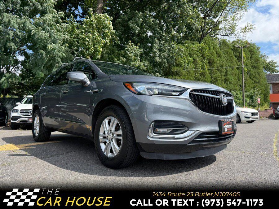 Used 2021 Buick Enclave Essence w/ Sound and Sites Package AWD/4WD image 8