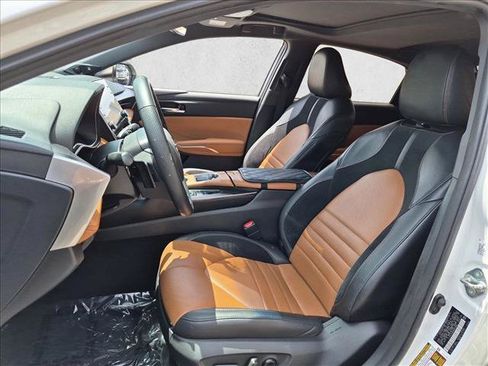 Used 2021 Toyota Avalon XSE FWD image 16
