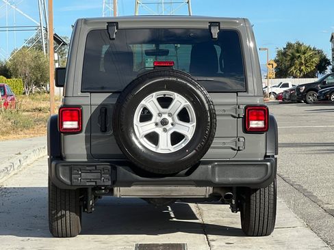 Used 2022 Jeep Wrangler Unlimited Sport w/ Sun And Sound Package image 5